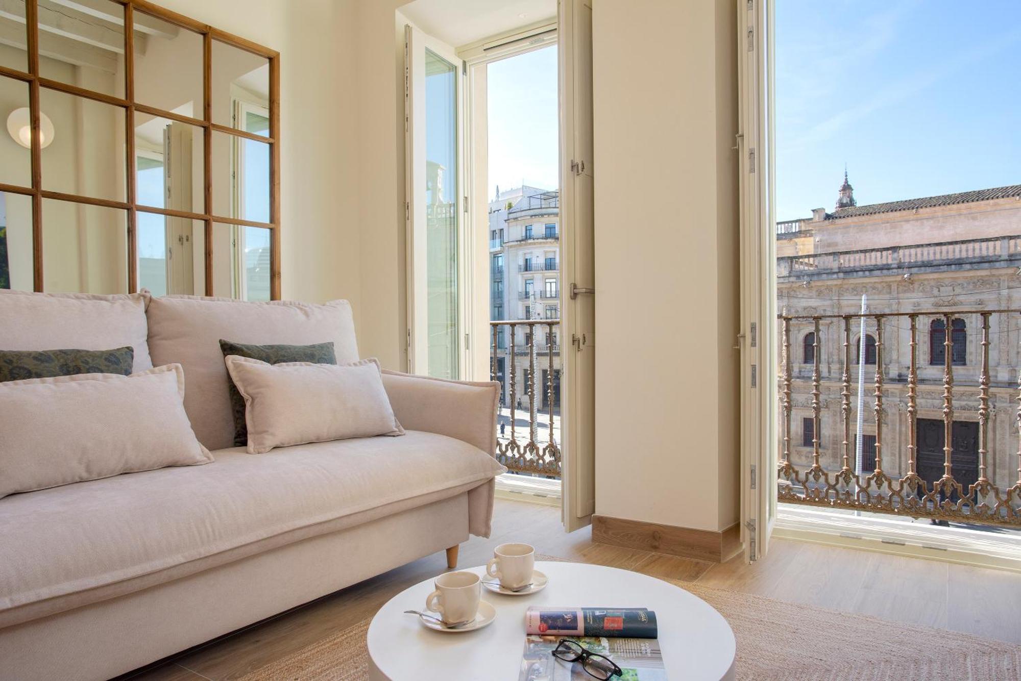 Genteel Home San Francisco Suites Seville Exterior photo