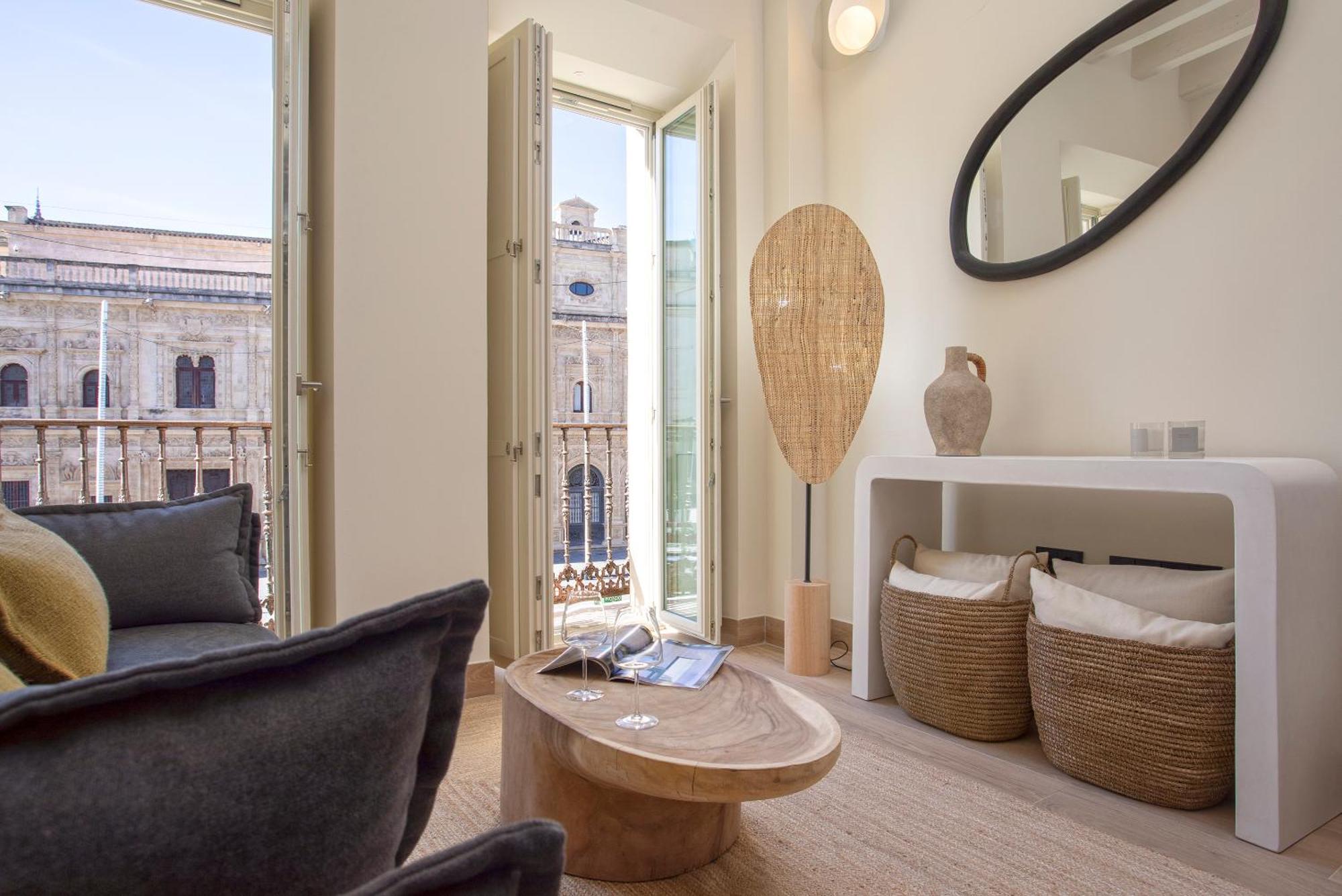 Genteel Home San Francisco Suites Seville Exterior photo